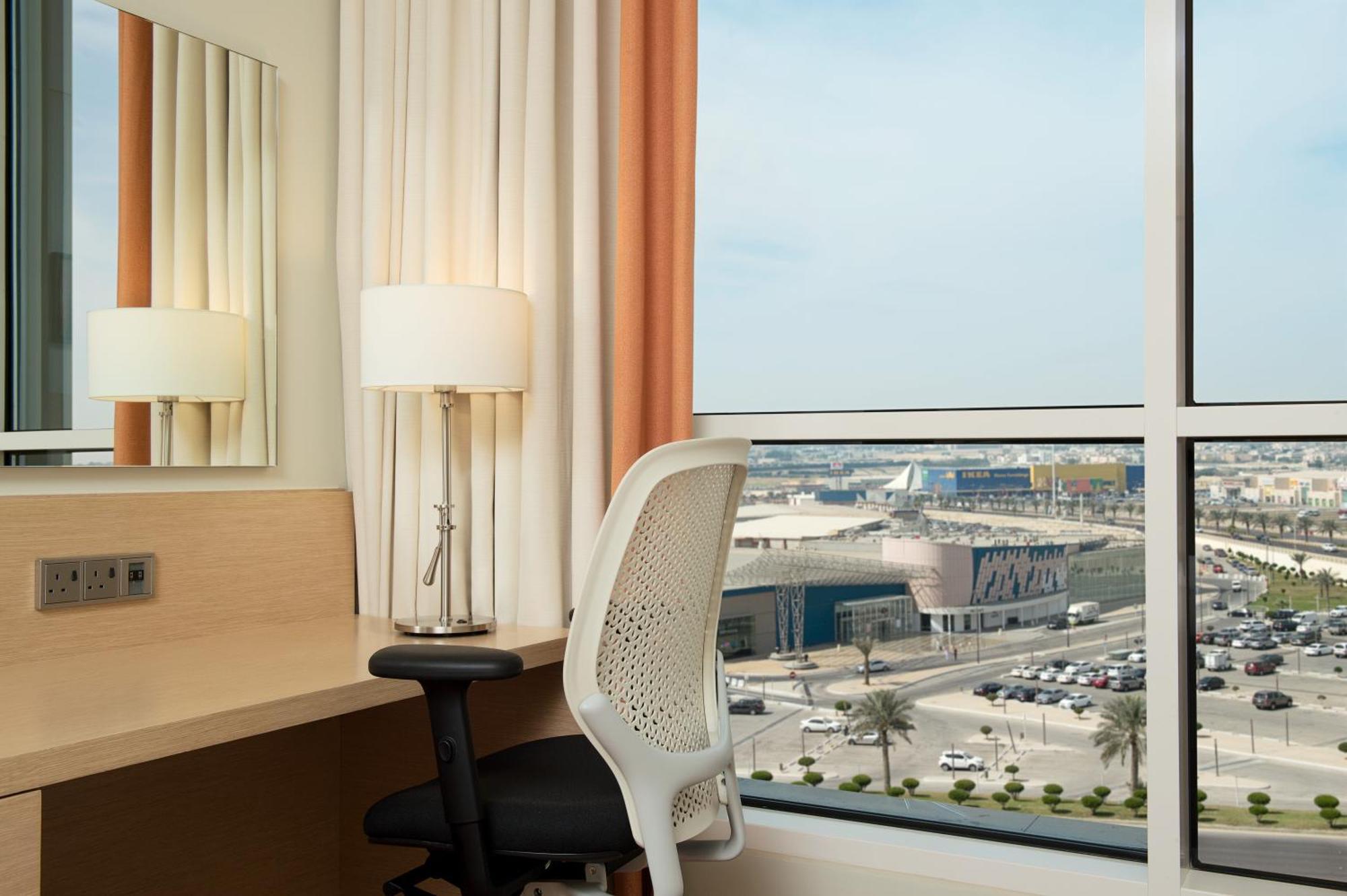 Hilton Garden Inn Khobar Buitenkant foto