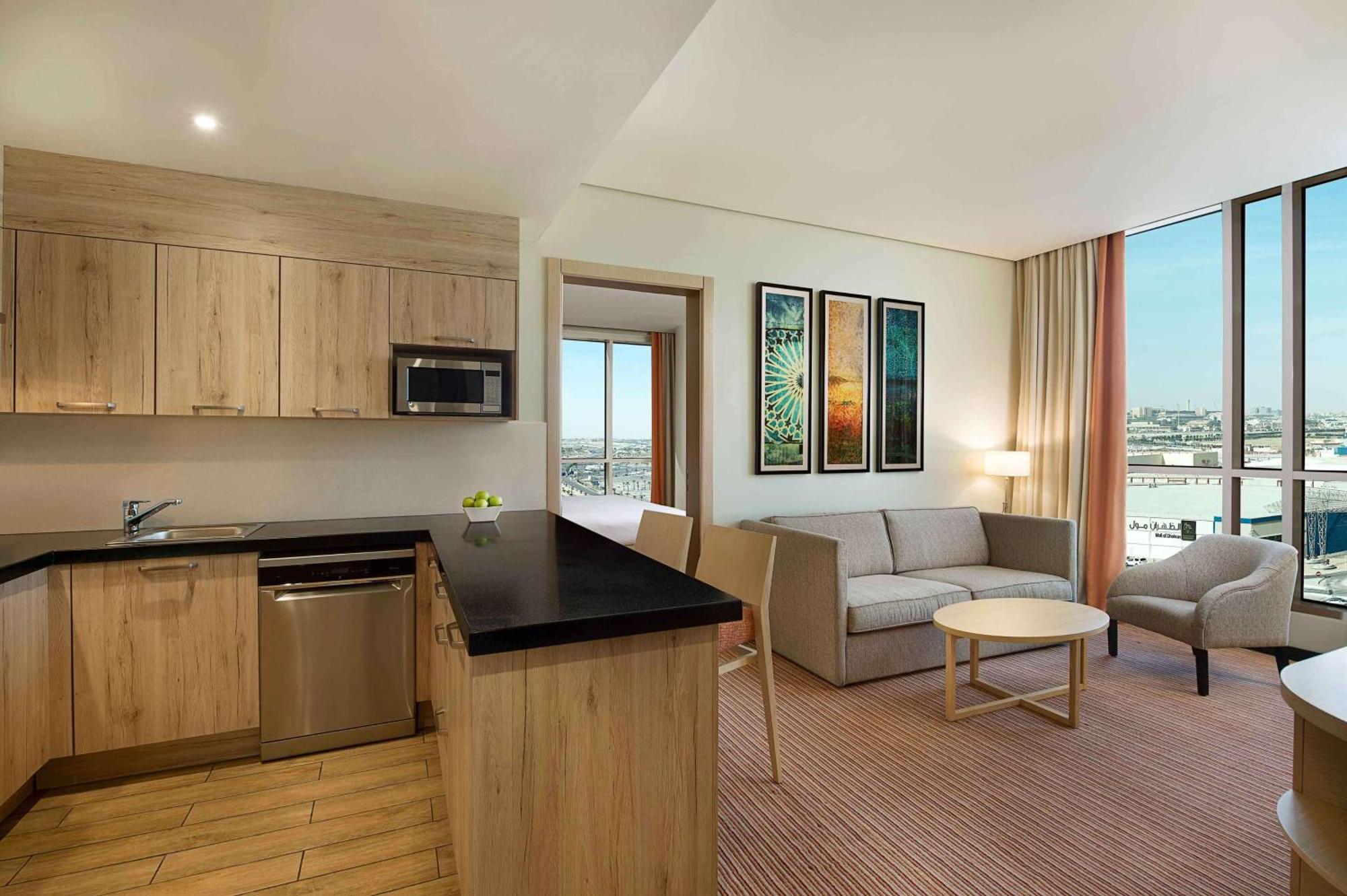 Hilton Garden Inn Khobar Buitenkant foto