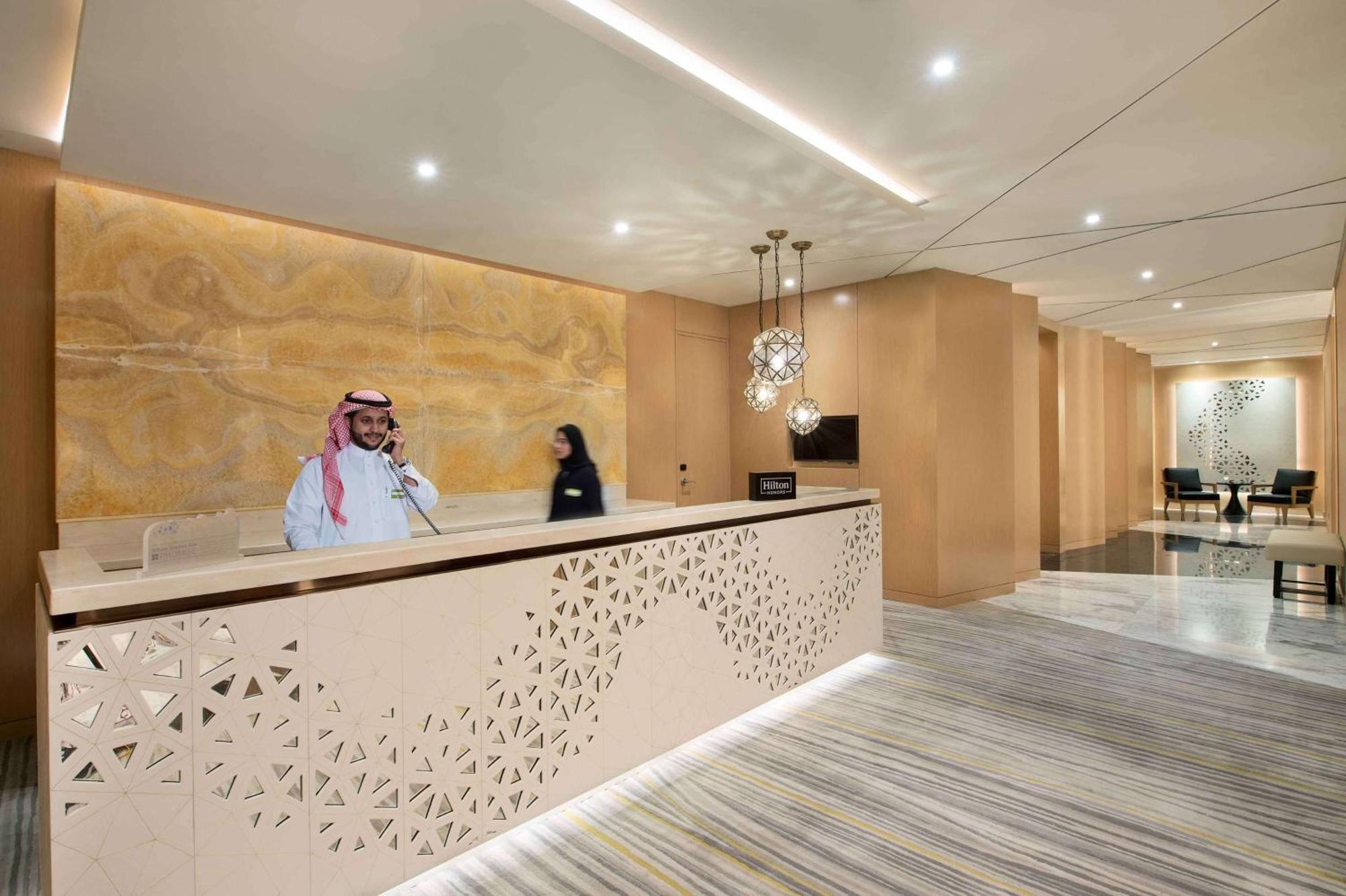 Hilton Garden Inn Khobar Buitenkant foto
