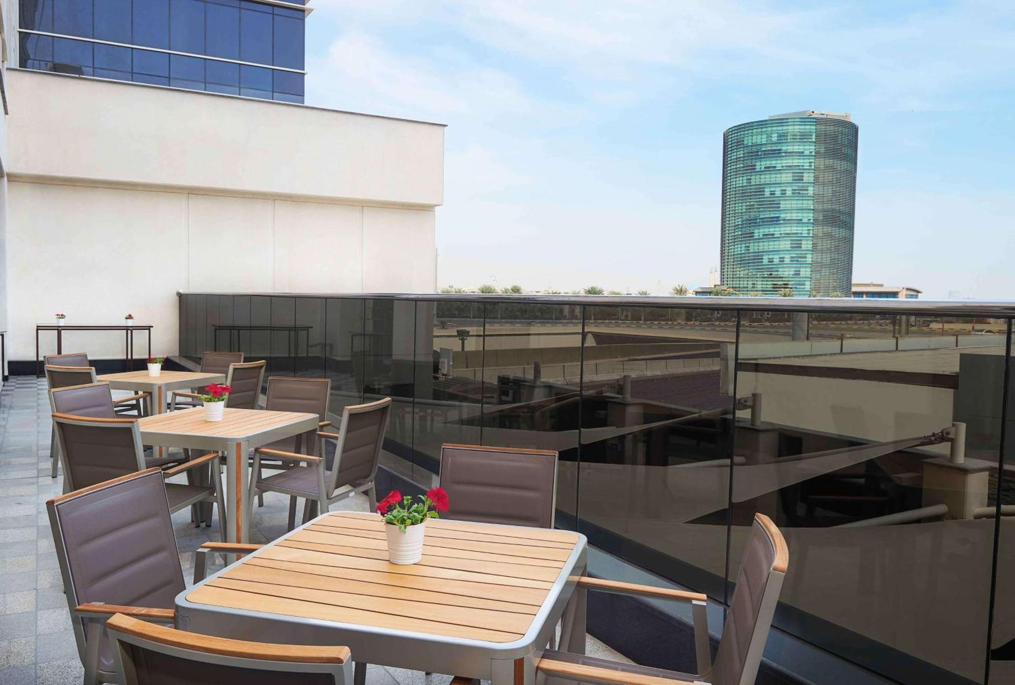 Hilton Garden Inn Khobar Buitenkant foto
