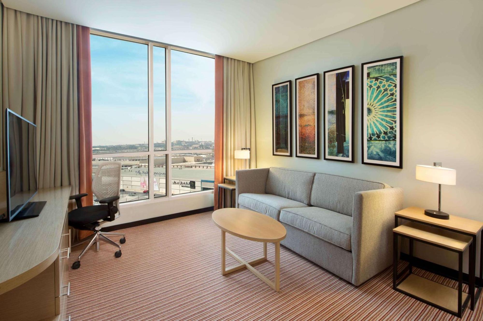 Hilton Garden Inn Khobar Buitenkant foto