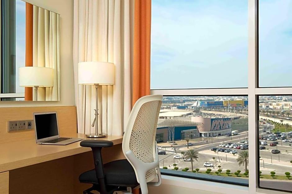 Hilton Garden Inn Khobar Buitenkant foto